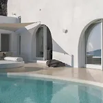 Dio Villa Firostefani